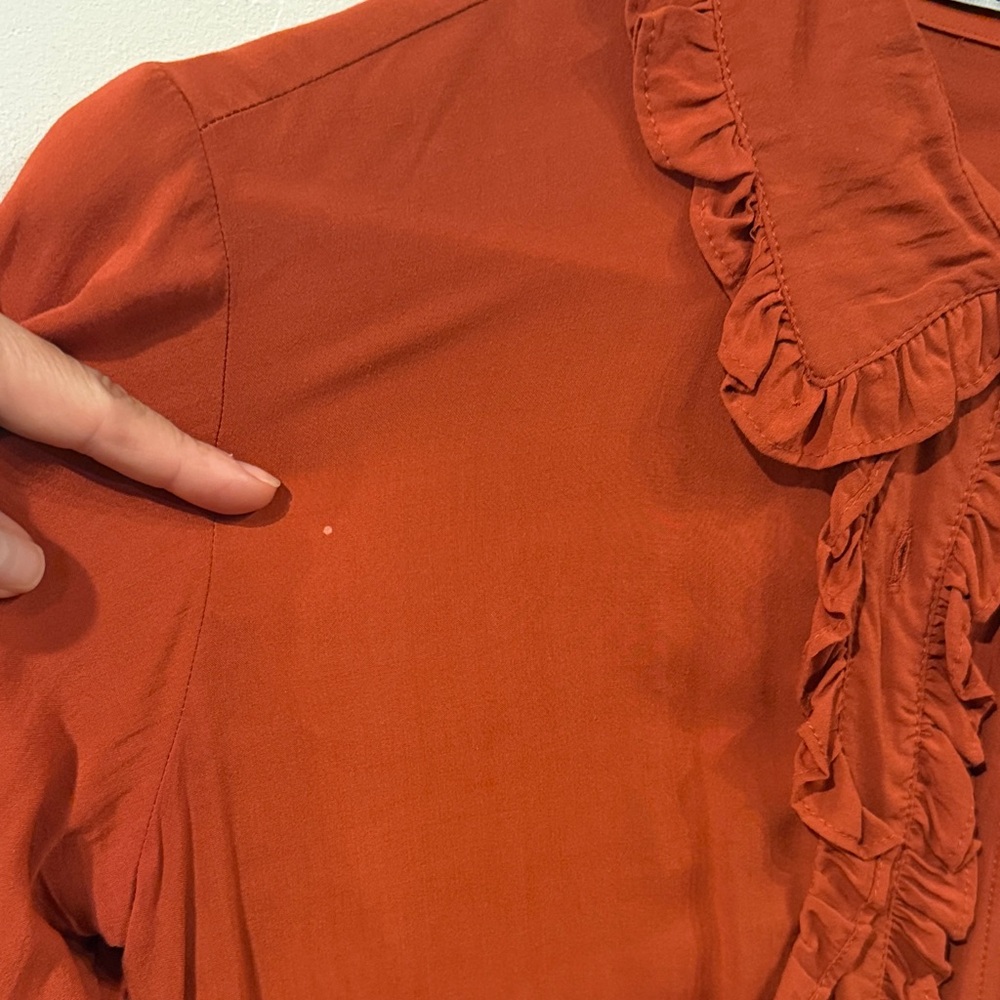 Novella Royale Terracotta Ruffle Top - Picture 6 of 6
